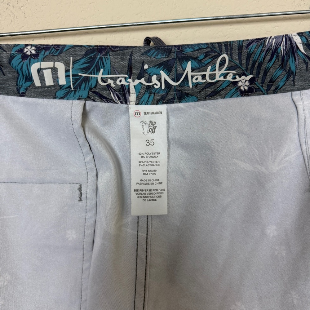 Travis Mathew’s Board Shorts Blue Floral | 35 - Picture 6 of 7